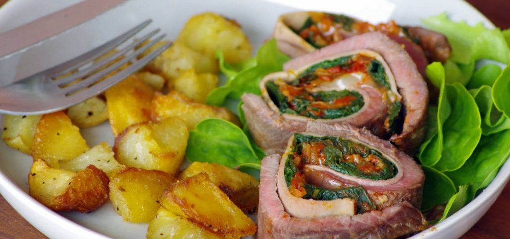 Boeuf roulé, épinards, AOP Ossau-Iraty et piment d’Espelette