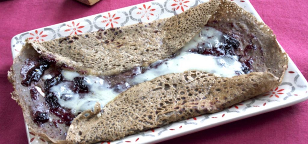 Galette basque à l’Ossau-Iraty et cerises noires