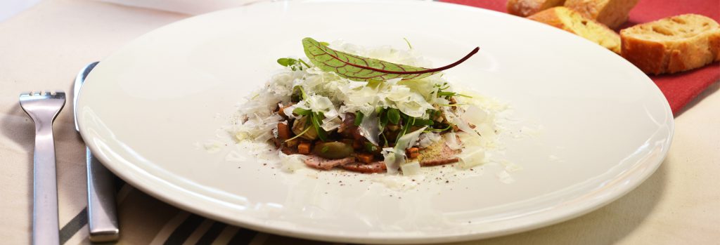 Veau de lait des Aldudes, Bulots, Ossau-Iraty et oseille sauvage